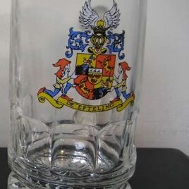 Bierpul met wapenschild
